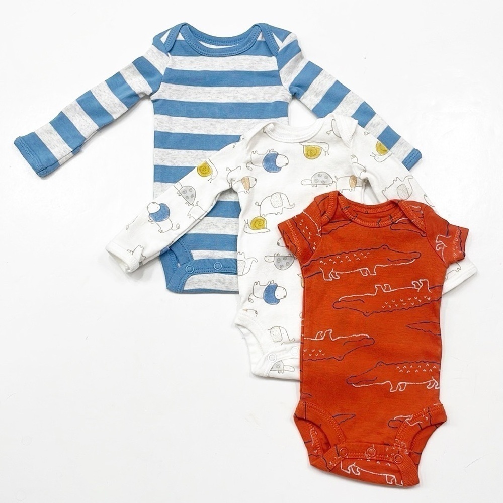 Carter’s baby boys bodysuits